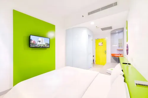 POP! Hotel Kelapa Gading Jakarta Photos
