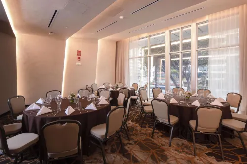 Hilton Garden Inn Lima Miraflores Restauration Photos