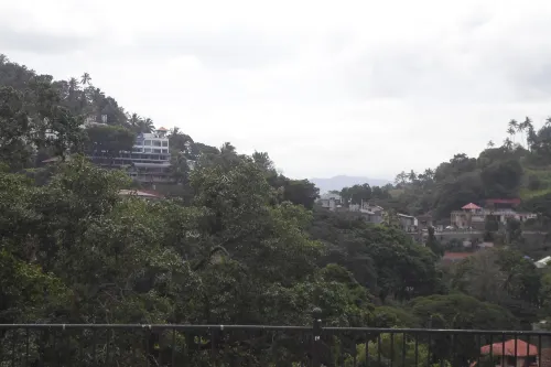 King of Kandy Circondario Photos
