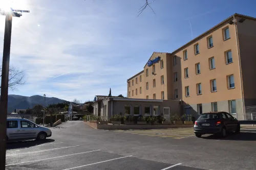 Hôtel ibis budget Marseille la Valentine Espaces publics Photos