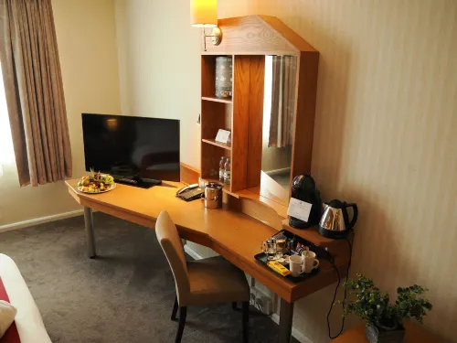 Future Inn Cardiff Camere Photos