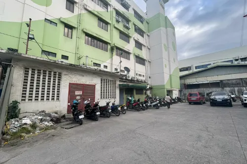 Sugbutel Family Hotel Cebu powered by Cocotel Рядом с отелем Photos