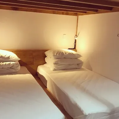 CaoJi Book Inn Rooms Photos