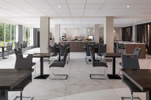 Best Western Plus Gateway to the Falls Featured Photos