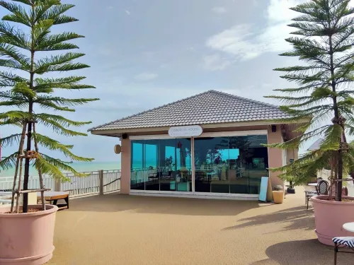 Royal Phala Cliff Beach Resort Exterior Photos
