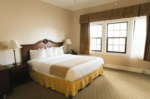 Historic Santa Maria Inn Rooms Photos