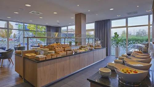 Holiday Inn Express Dusseldorf - City North Da non perdere Photos