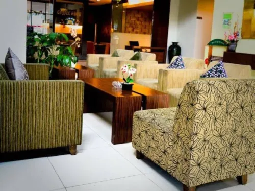 Grand Cikarang Hotel Öffentliche Flächen Photos