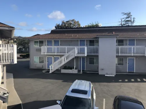 Pacific Inn Monterey Exterior Photos
