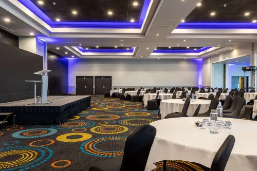 Radisson Hotel and Conf Centre London Heathrow Featured Photos