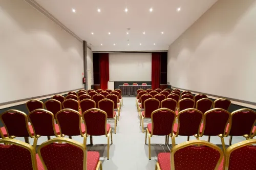 Sunotel Club Central Business Photos