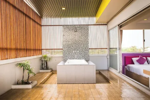 Lantana Pattaya Photos