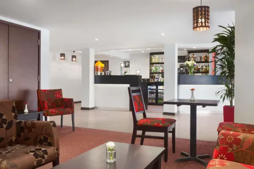 Ramada by Wyndham Milton Keynes Public Areas Photos