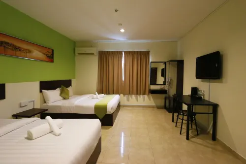 Golden Roof Hotel Falim Ipoh Photos