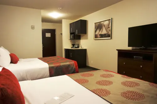 Ramada by Wyndham Moose Jaw Photos