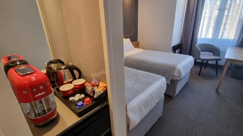 Lancaster Hall Hotel Photos