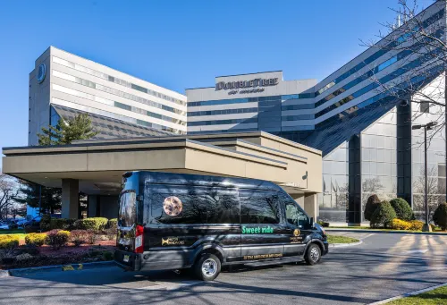 DoubleTree by Hilton Hotel Newark Airport Featured Photos