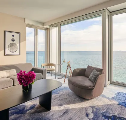Sable at Navy Pier Chicago, Curio Collection by Hilton Rooms Photos