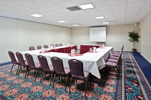 Holiday Inn Express Spokane Airport Fasilitas Bisnis Photos