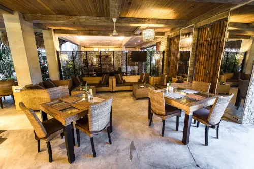 Ecosfera Hotel Canggu Makanan Photos