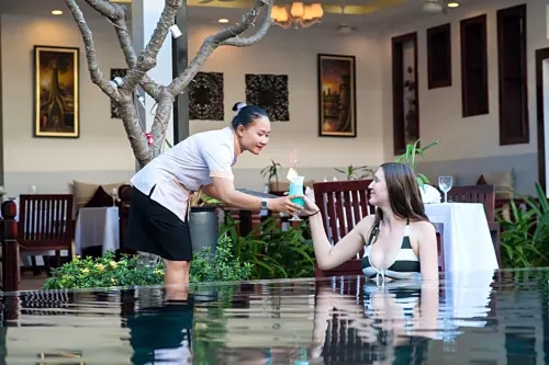 The Moon Residence & Spa Ăn uống Photos