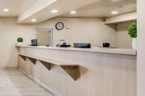 Econo Lodge Stockton Near I-5 Fairgrounds Public Areas Photos