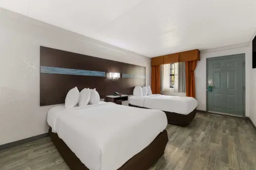 Quality Inn & Suites Airport Chambres Photos