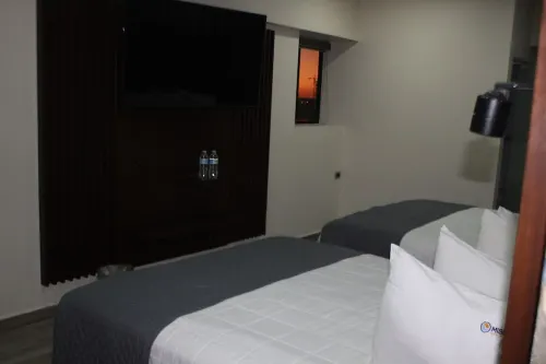 Hotel Mision 11 Rooms Photos