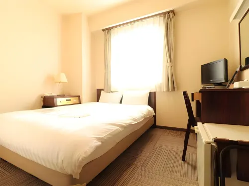 Hotel Green with Photos