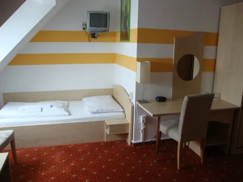 Lenas Donau Hotel Photos