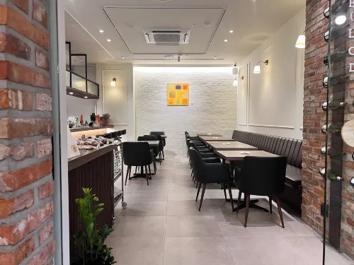 Imperial Palace Boutique Hotel Itaewon Dining Photos