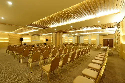 Royal Phala Cliff Beach Resort Бизнес-удобства Photos
