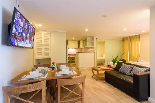 Sabai Sathorn Service Apartment Photos