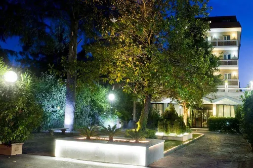 Pinewood Hotel Rome Extérieur Photos