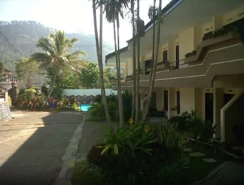 Hotel Nirwana Batu Xung quanh Photos