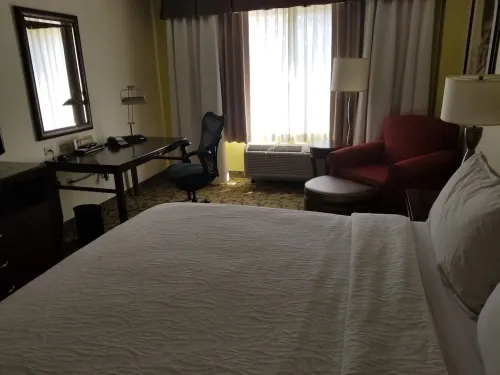 Hilton Garden Inn Oxnard/Camarillo Rooms Photos