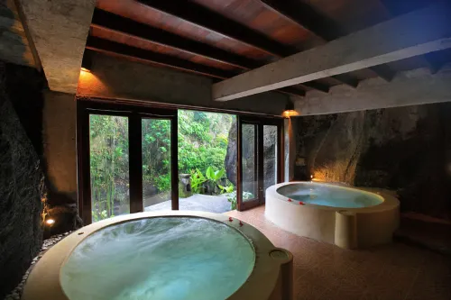 Santi Mandala Villa & Spa Chambres Photos