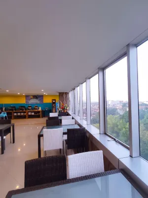 Everyday Smart Hotel Malang Restauranger Photos