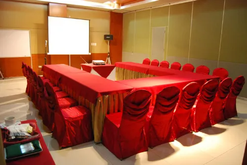 Allure Hotel & Suites Espaces Affaires Photos