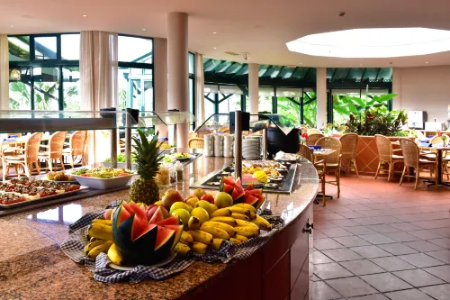 Pestana Ocean Bay Resort Restauration Photos