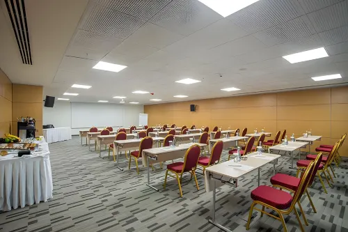 Tav Airport Hotel Izmir Business Photos