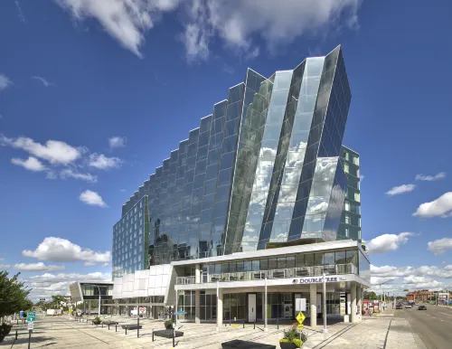 DoubleTree by Hilton Edmonton Downtown Exterior Photos