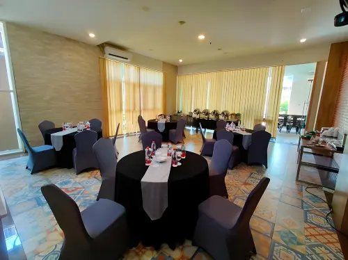 Grand Kolopaking Hotel Makanan Photos