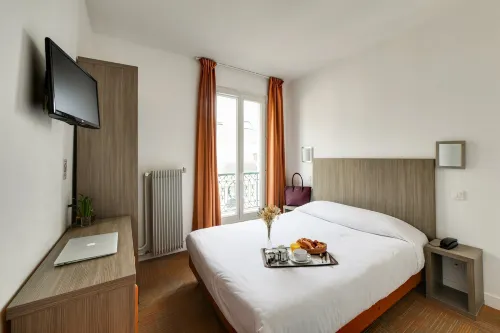 Louisa Hotel Paris Photos