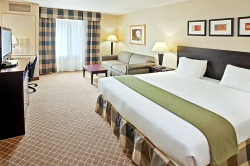 Holiday Inn Express & Suites Marysville Photos