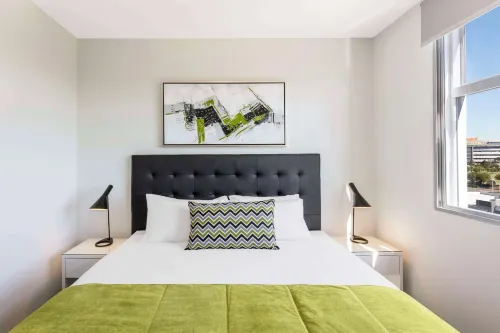 Oaks Brisbane Woolloongabba Suites Photos