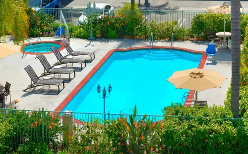Cortona Inn and Suites Anaheim Resort Benessere e tempo libero Photos