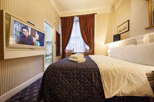 Regency House Hotel Rooms Photos