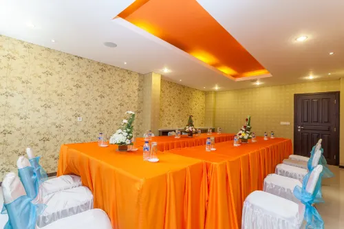 Mahatma Residence Fasilitas Bisnis Photos