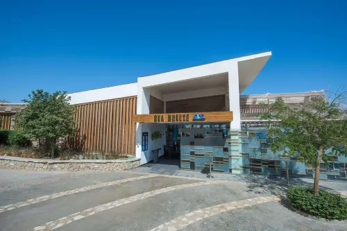 Reef Oasis Blue Bay Resort & Spa Eksterior Photos